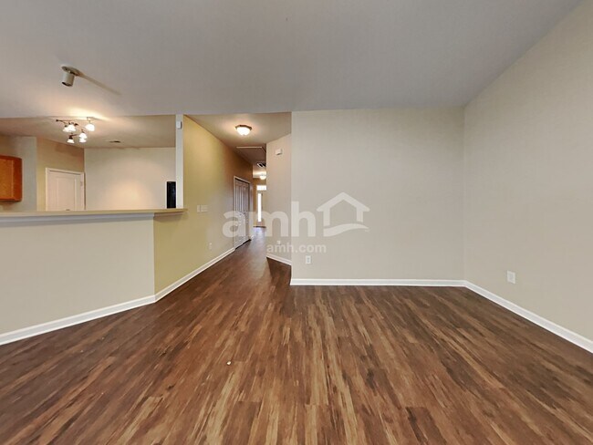 Building Photo - 11342 Heritage Green Dr