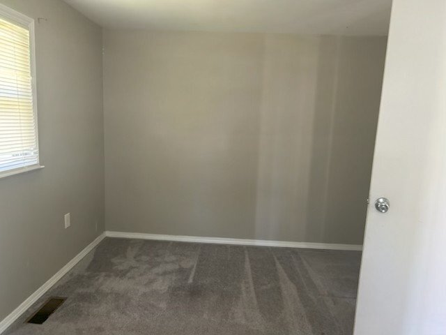 Building Photo - 3247 Clover Dr