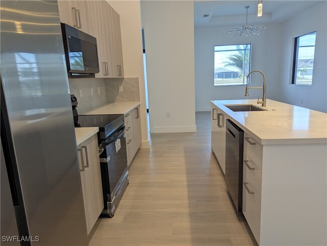Building Photo - 1227 NW 40th Pl