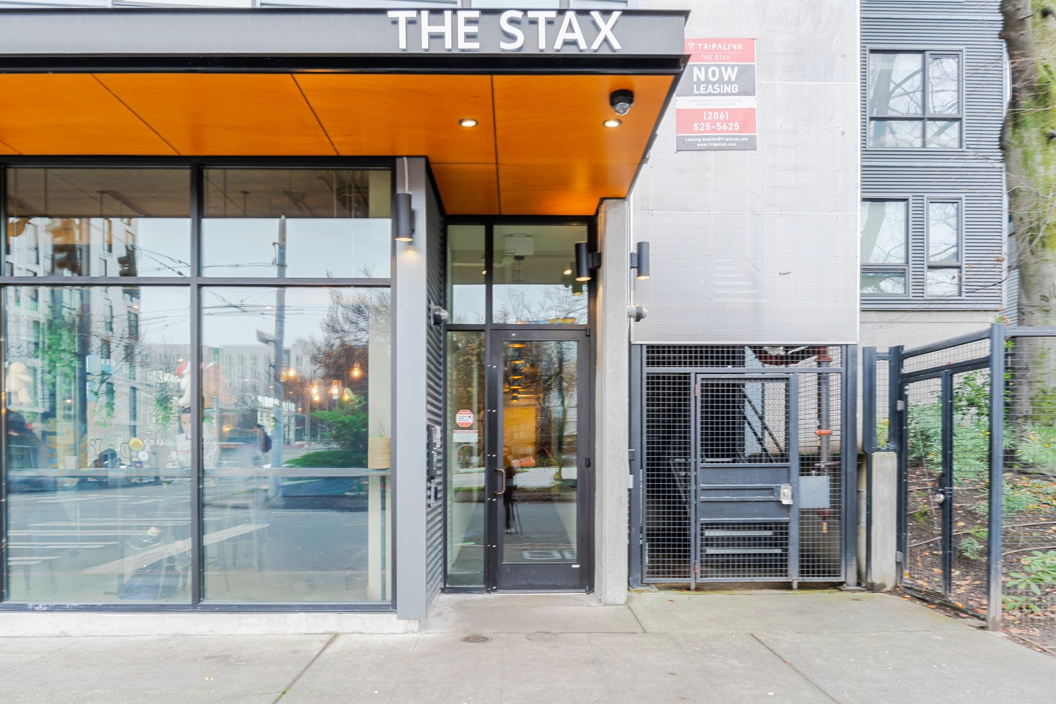 Building Photo - 5001 Brooklyn Ave NE