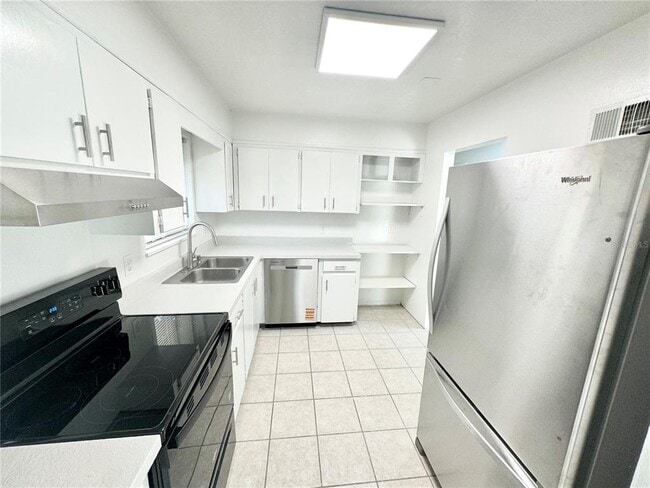 Primary Photo - 336 San Rafael St