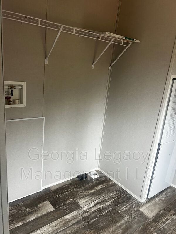 Building Photo - 189 Mason St