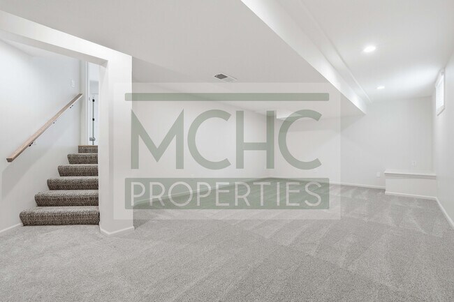 Building Photo - 15239 Goodman St