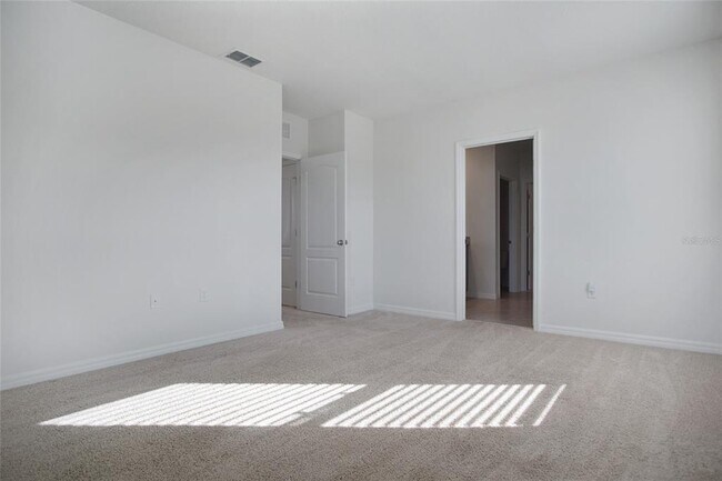 Building Photo - 736 Brooklet Dr