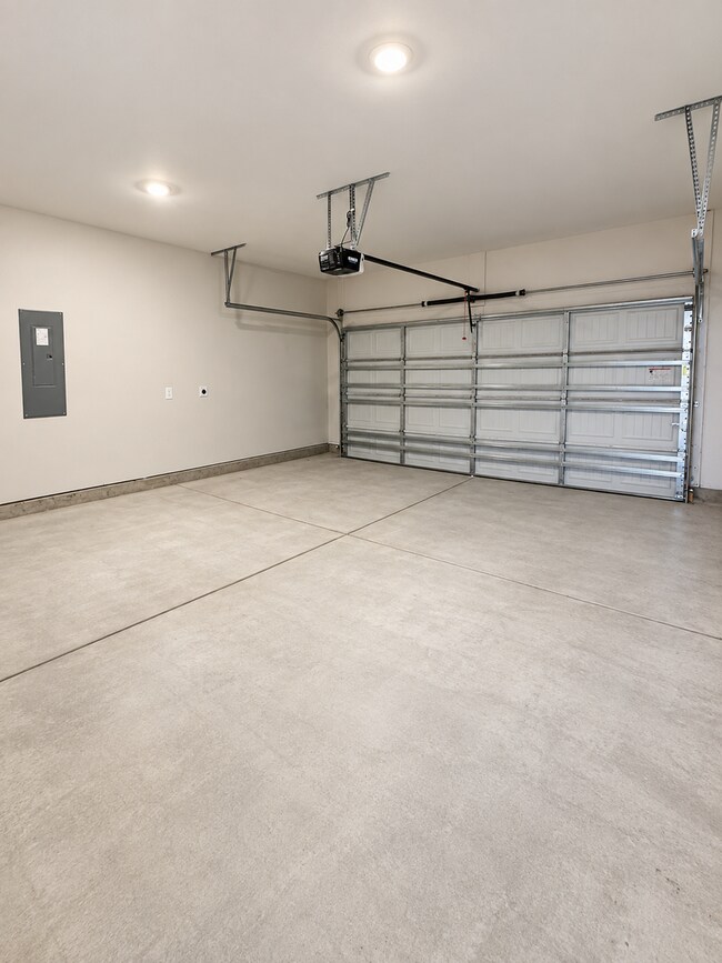 Building Photo - 112 Sentinel Ct