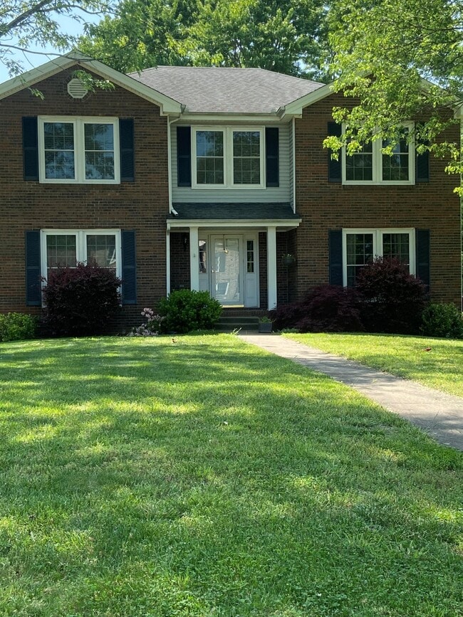 Building Photo - 238 Blair Dr