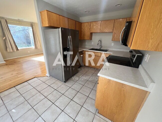 Building Photo - 254 Bliss Ct