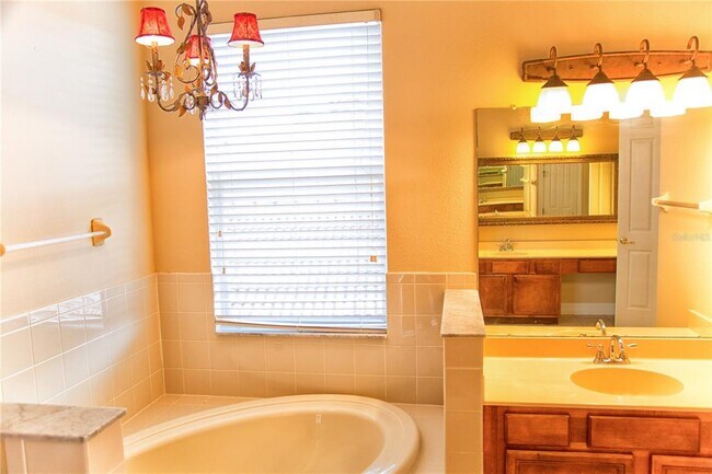 Building Photo - 18022 Cozumel Isle Dr