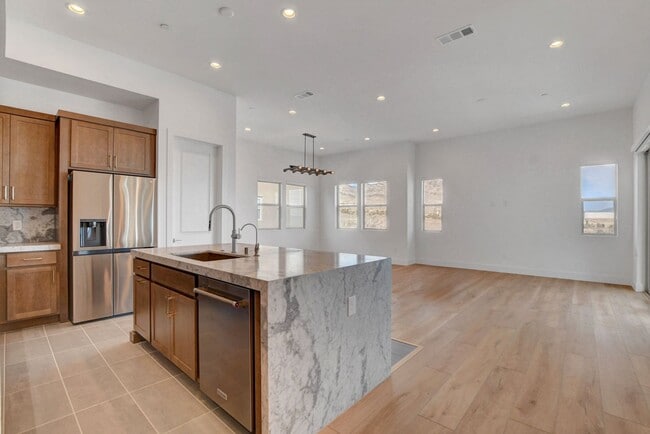 Building Photo - Stunning Luxury Toll Brothers Cordillera 4 bedroom!