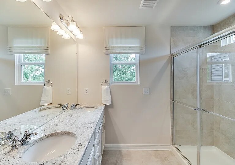 Building Photo - 421 Addison Cir