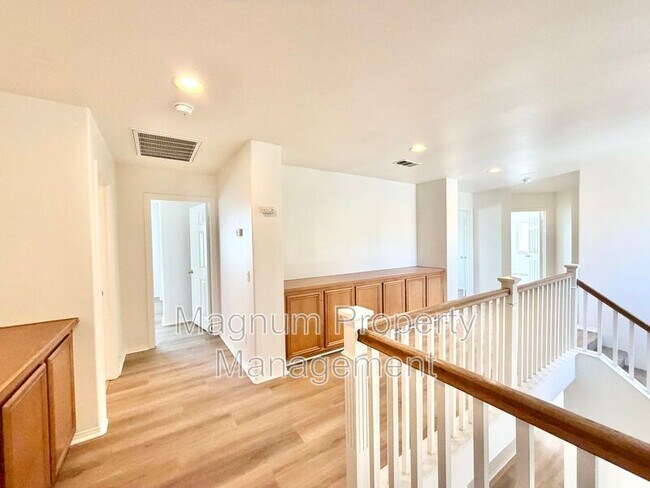 Building Photo - 31409 Orchard Ln