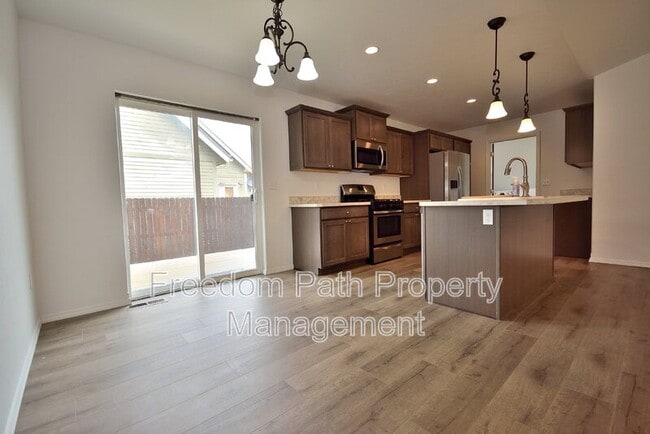 Building Photo - 316 Ashlin Ct