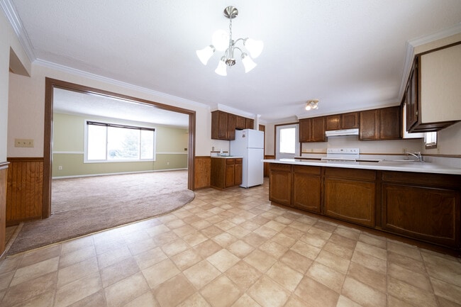 Building Photo - 408 Edgar Pl