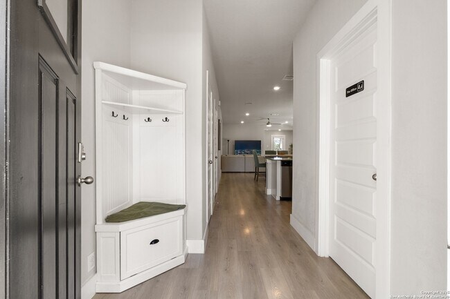 Building Photo - 21220 Cobbles Lp