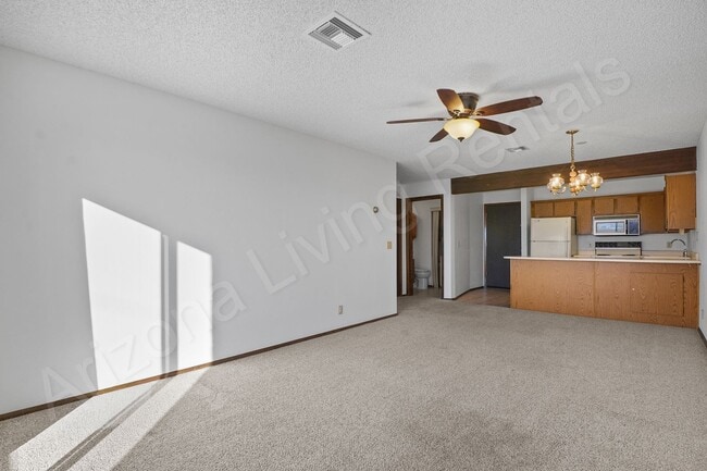 Building Photo - CENTRALLY LOCATED 1 BEDROOM CONDO