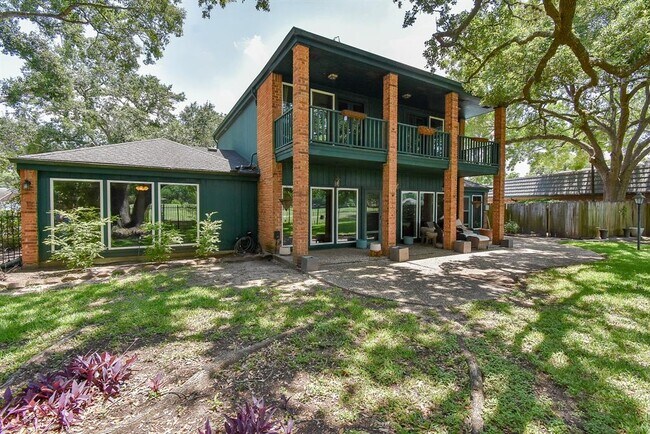 Building Photo - 3402 El Dorado Blvd