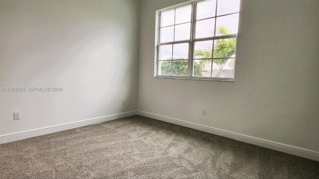 Building Photo - 5243 Rivo Alto Cir