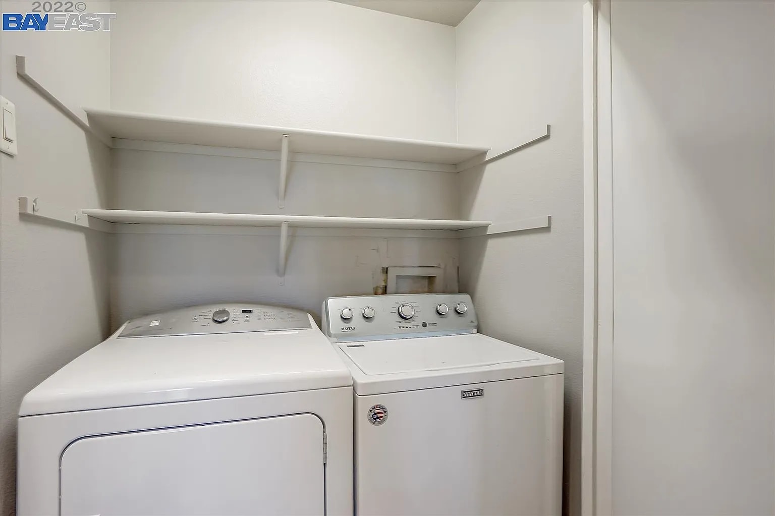 Building Photo - 2055 Sierra Rd