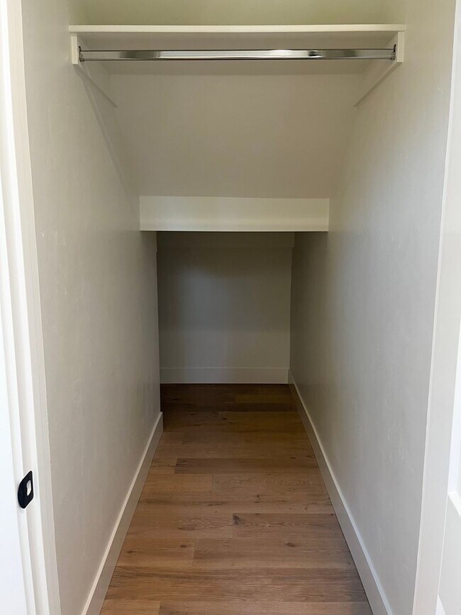 Building Photo - Stunning New Build in Boise’s East End – W...