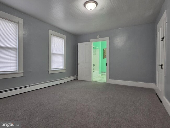 Building Photo - 2A E Milby St