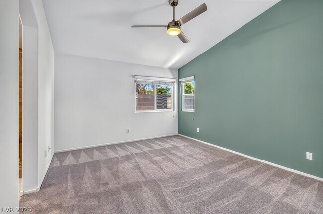 Building Photo - 630 Beresford Ave