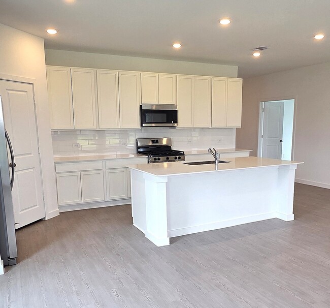 Building Photo - 2507 Cantera Bluff Ln