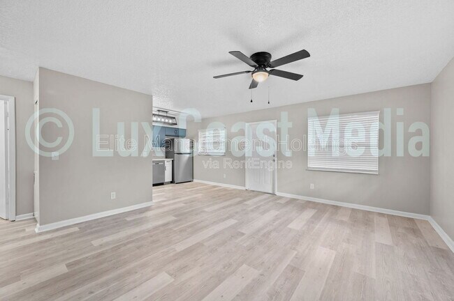 Building Photo - 1486 40th Ave