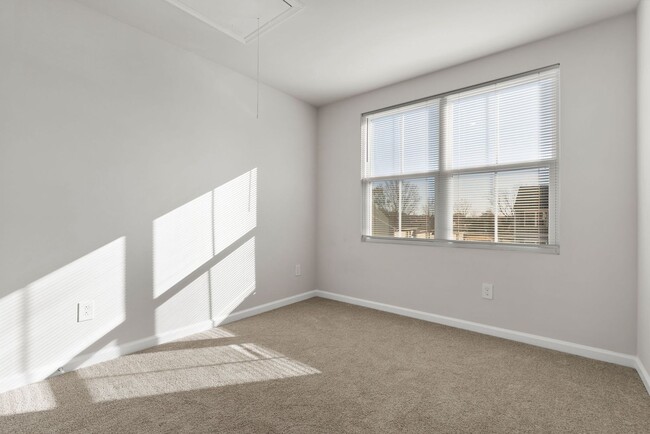 Building Photo - 109 Brooklane Ct