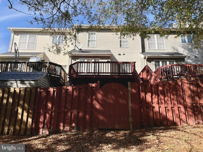 Building Photo - 14069 Madrigal Dr