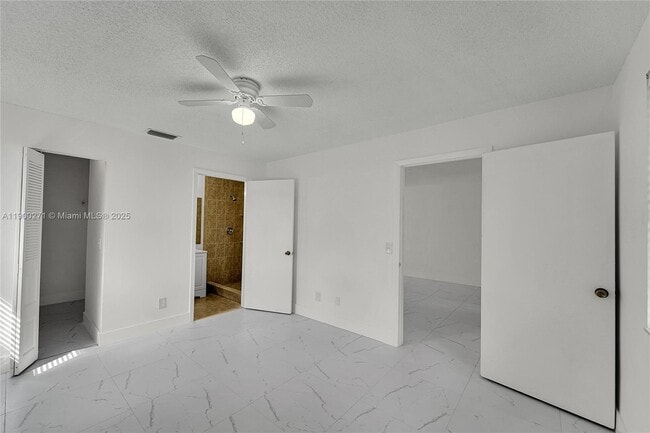 Building Photo - 737 NW 103rd Terrace