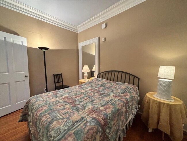 Building Photo - 9 Whitfield Pl