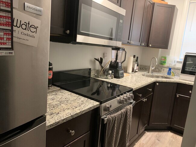 unit 12A - 63 Burbank St