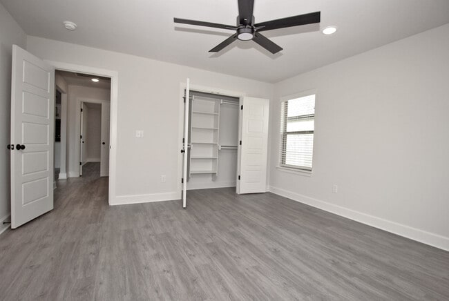 Building Photo - 1121 Monarch Rd