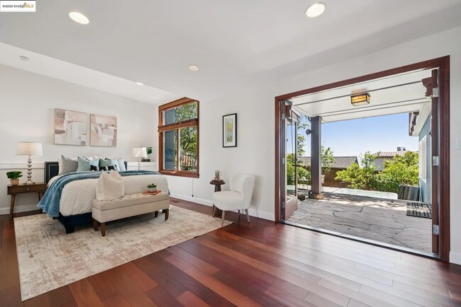 Building Photo - Berkeley Hills Beauty with Bay Views & Ele...