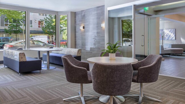 Lobby and Lounge Space - City Square Bellevue