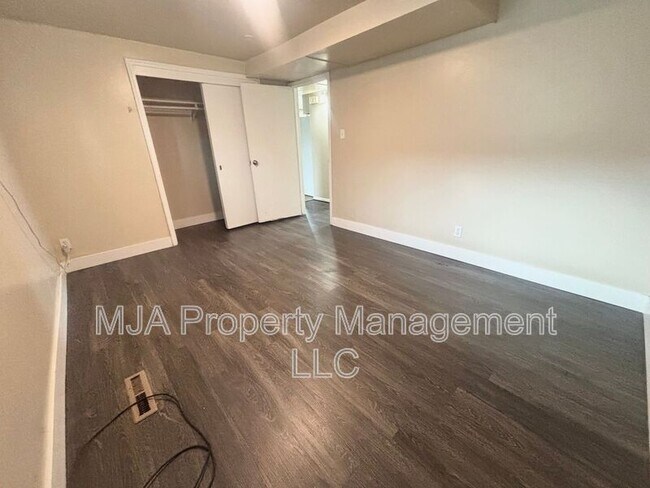 Building Photo - 740 Wasatch St.