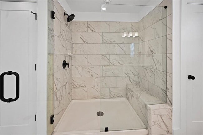 Building Photo - 3381 Macaiva Aly