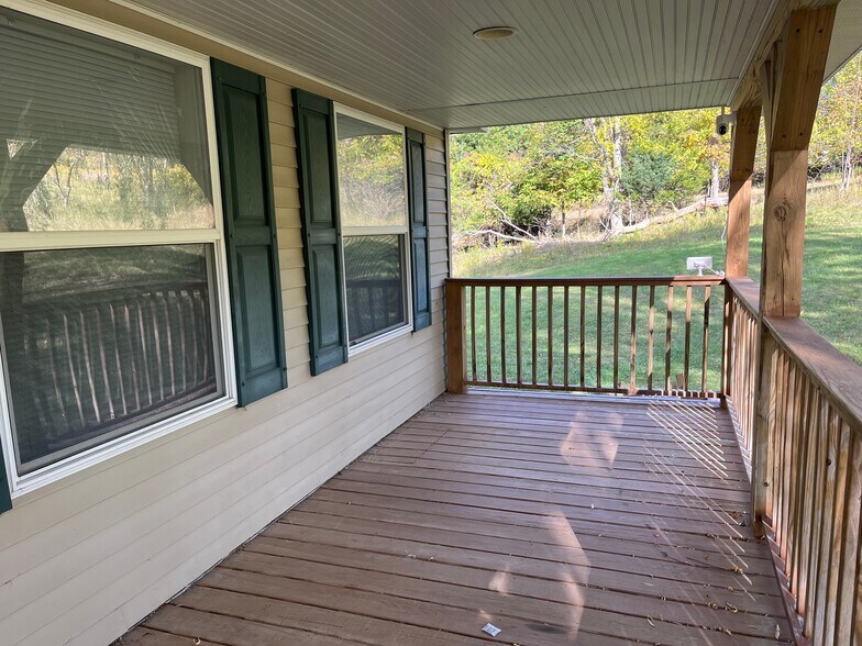 Building Photo - 3646 NY-145