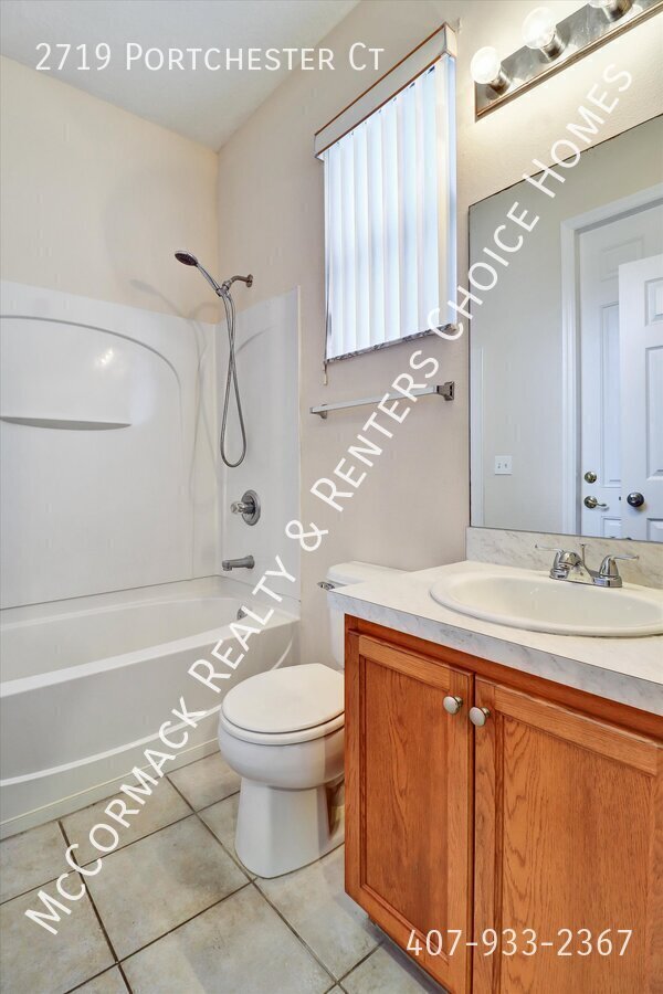 Building Photo - 2719 Portchester Ct