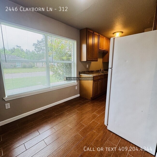 Building Photo - 2446 Clayborn