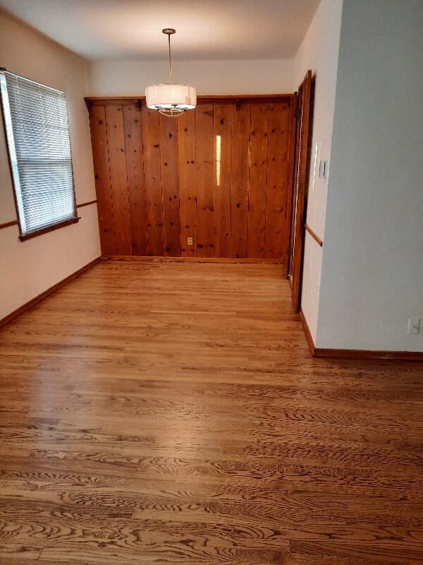 Building Photo - 4740 Vantage Ave