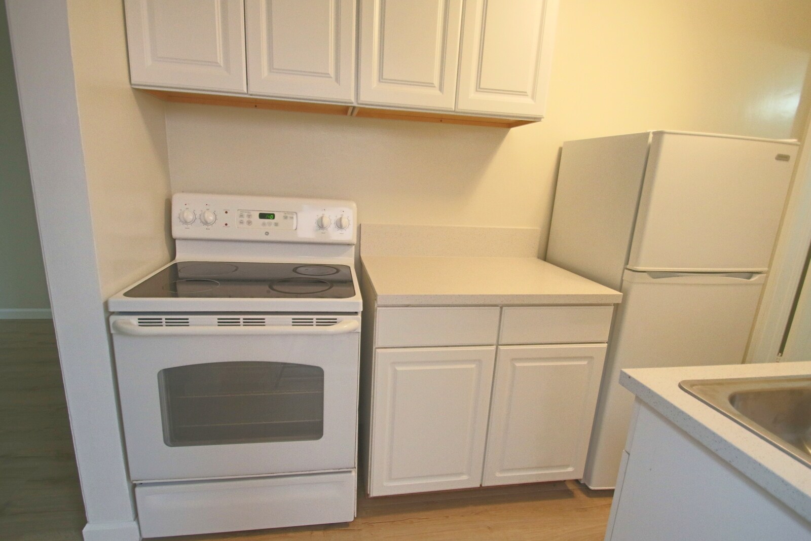 Building Photo - 126 8th St