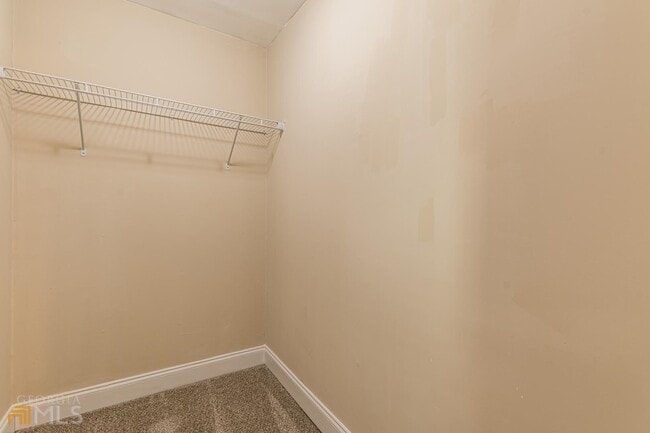 Building Photo - 1136 Wyland Dr SW