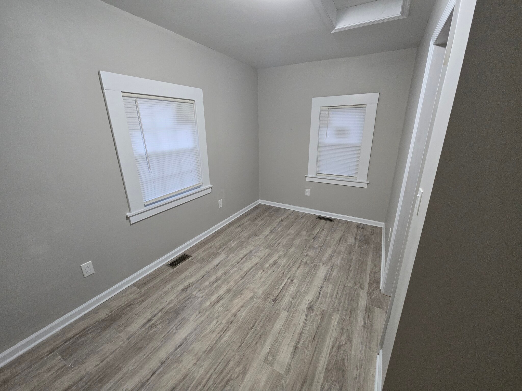 Bedroom 2 - 160 W Seaview Ave