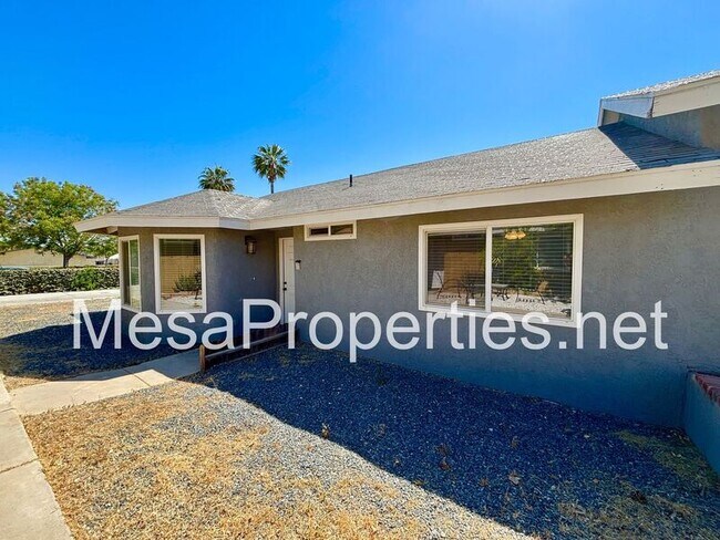 Building Photo - 16461 Spruce St