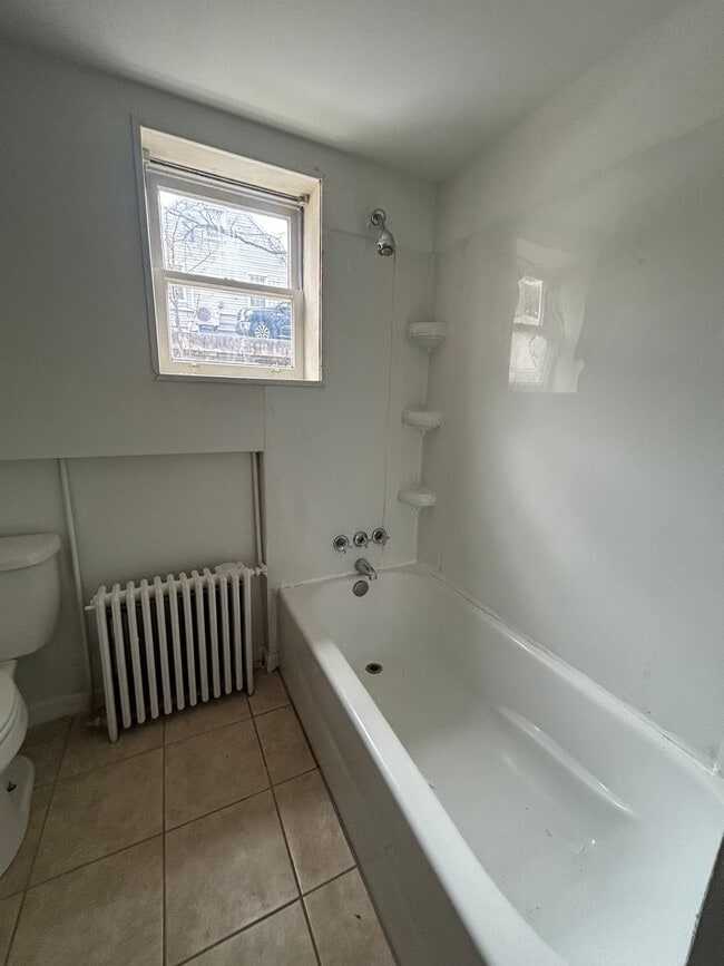 Building Photo - Cozy 2 bedroom in susquehanna schools