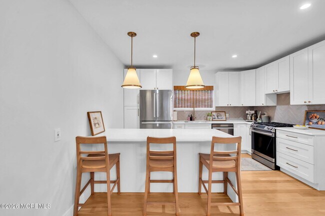 Building Photo - 38 Brinckerhoff Ave