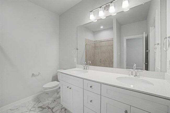 Building Photo - 17502 El Hidalgo Dr