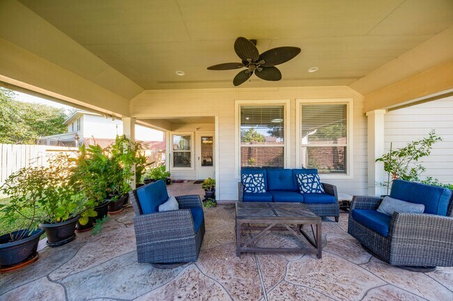 Building Photo - 9034 Necklace Tree Ln