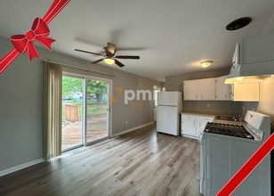 Building Photo - 7724 Mount St